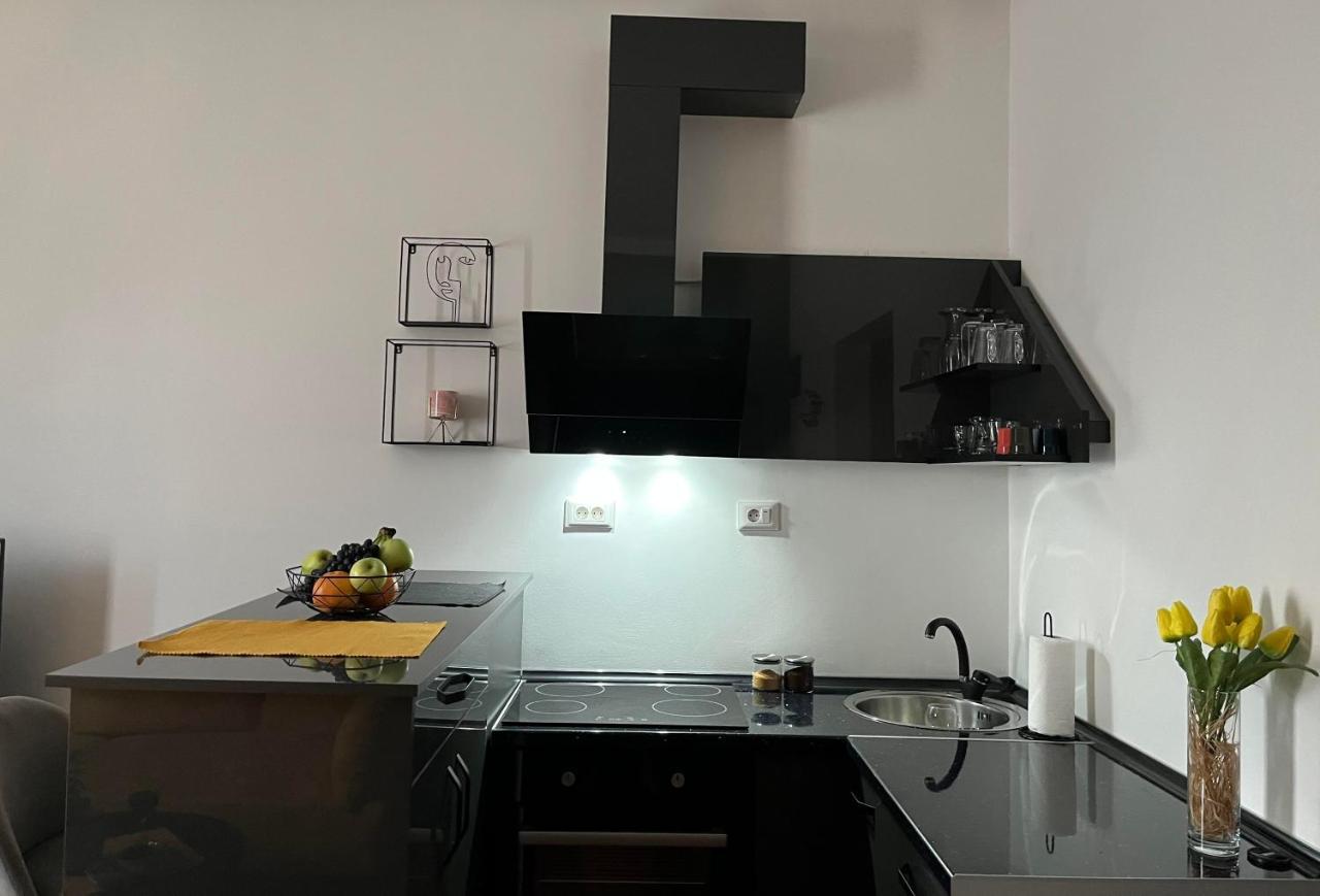 Gramophone Apartments Bitola Exteriör bild