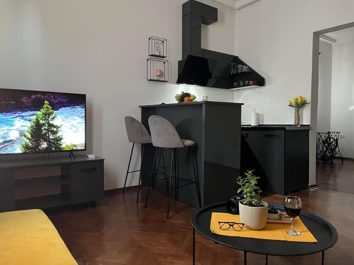 Gramophone Apartments Bitola Exteriör bild